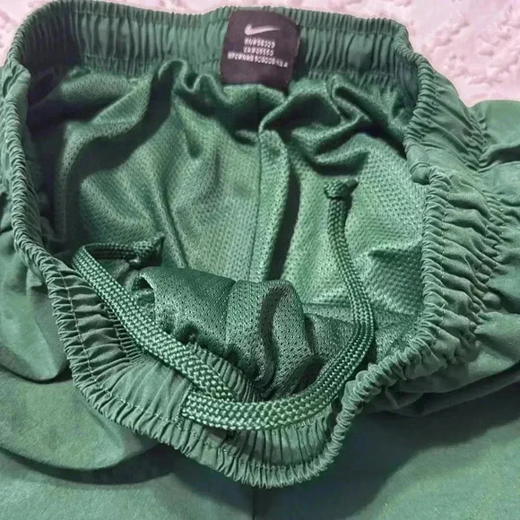 Nike Michigan State University jacket and pants warm-up green men’s size small ￼ - Picture 8 of 10